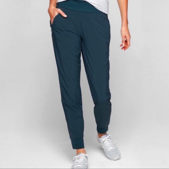 Athleta Fleece Lined Soho Joggers 